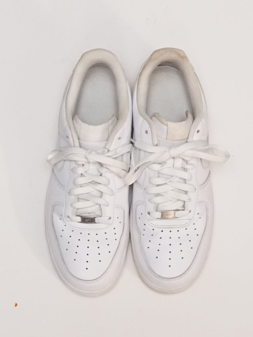 Nike Air Force 1 '07 Low Top Lace-Up Sneakers Triple White Size 11